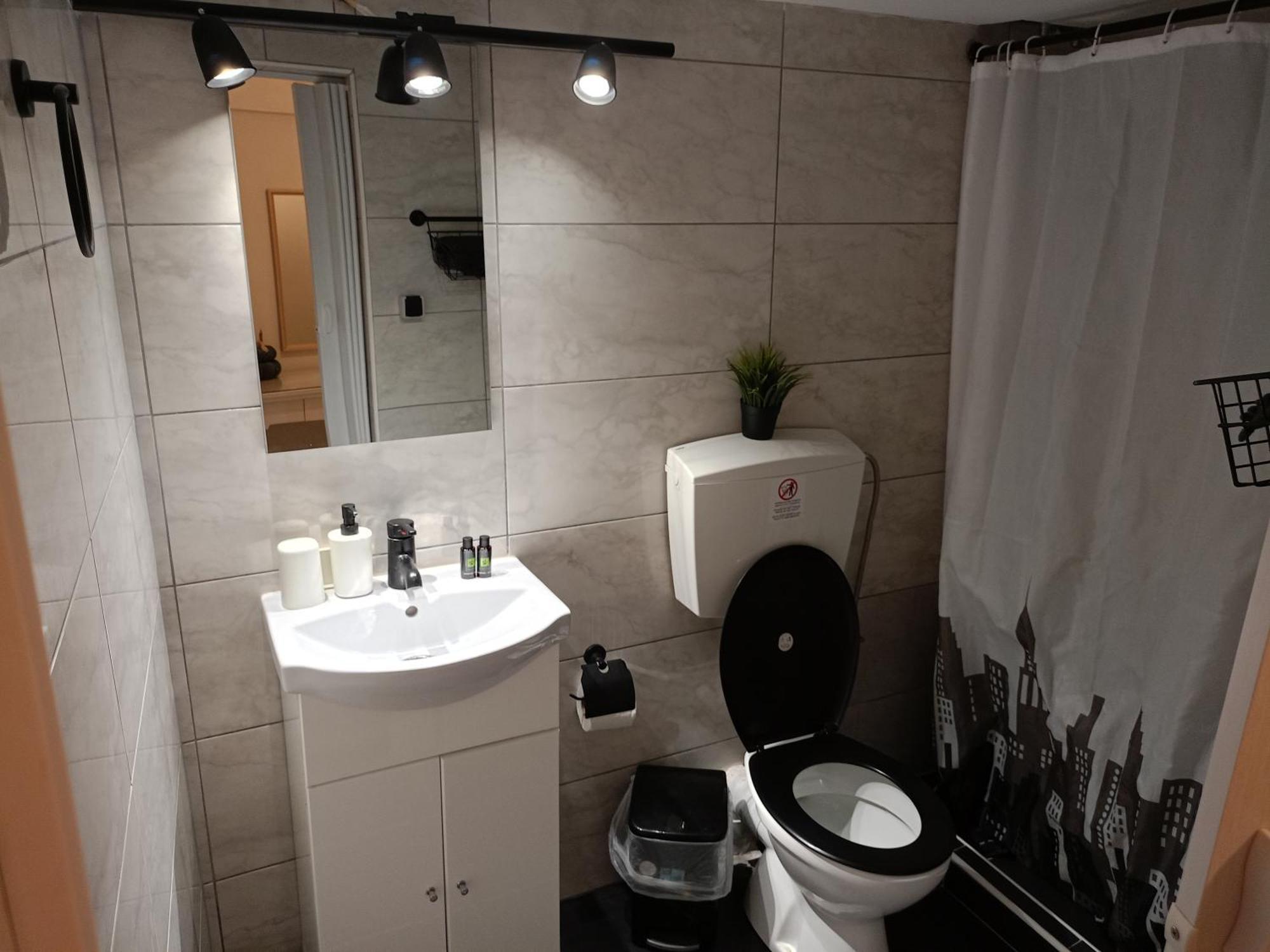 Cocomelo Apts 2 Heraklion  Bagian luar foto