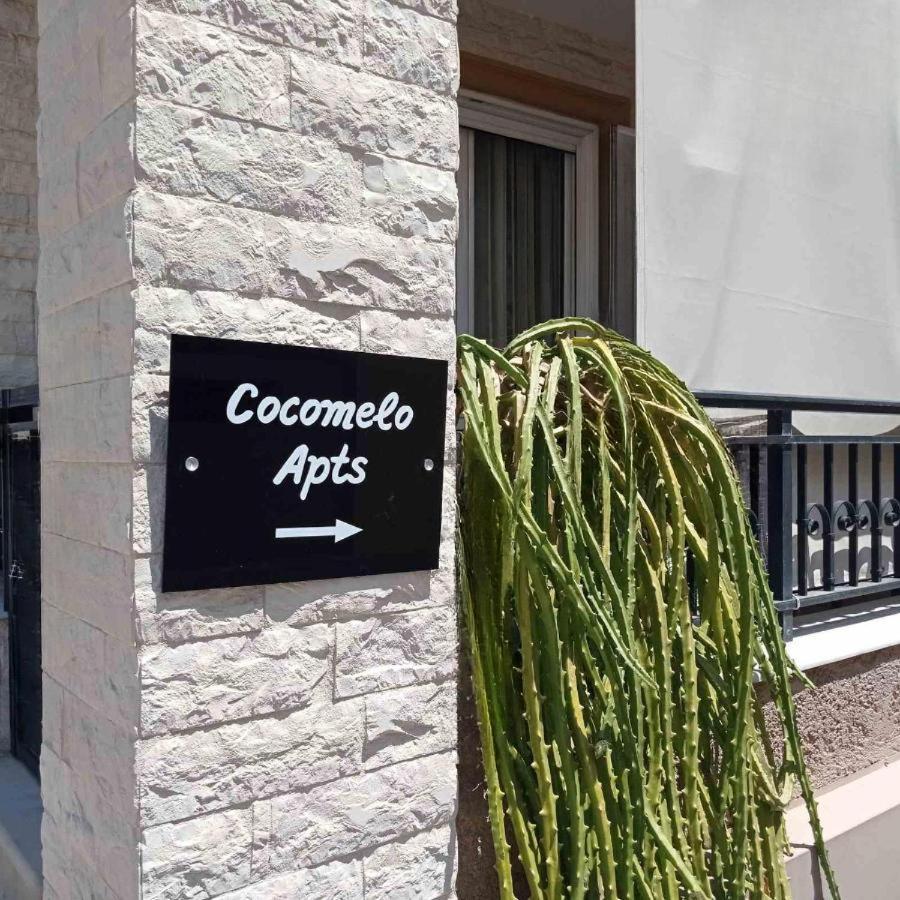 Cocomelo Apts 2 Heraklion  Bagian luar foto