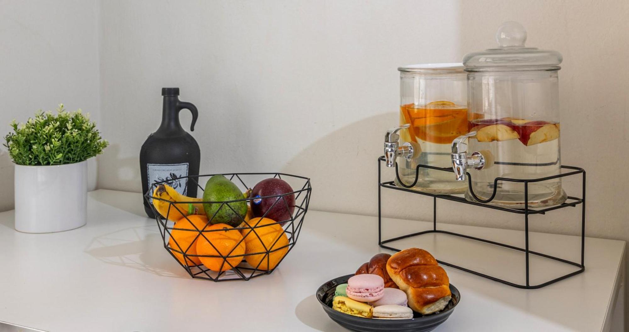 Cocomelo Apts 2 Heraklion  Bagian luar foto